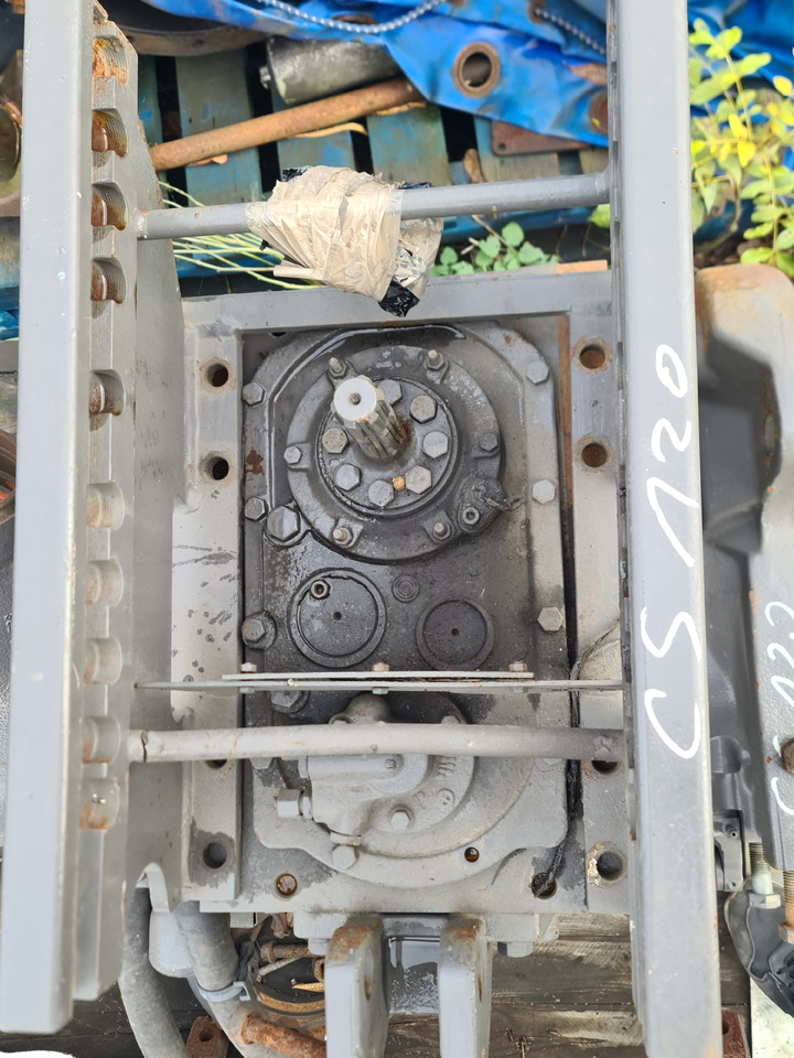 Case CS120 CS 120 Obudowa Centralna Mostu WOM Dyfer Dyferencjał Szyna 1331003301099EHW - Ос и части за Селскостопанска техника: снимка 5 Case CS120 CS 120 Obudowa Centralna Mostu WOM Dyfer Dyferencjał Szyna 1331003301099EHW - Ос и части за Селскостопанска техника: снимка 5