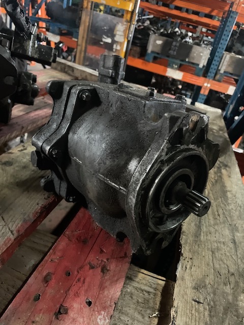 Case MX 90 - Pompa Hydrauliki - Хидравлична помпа за Селскостопанска техника: снимка 2 Case MX 90 - Pompa Hydrauliki - Хидравлична помпа за Селскостопанска техника: снимка 2