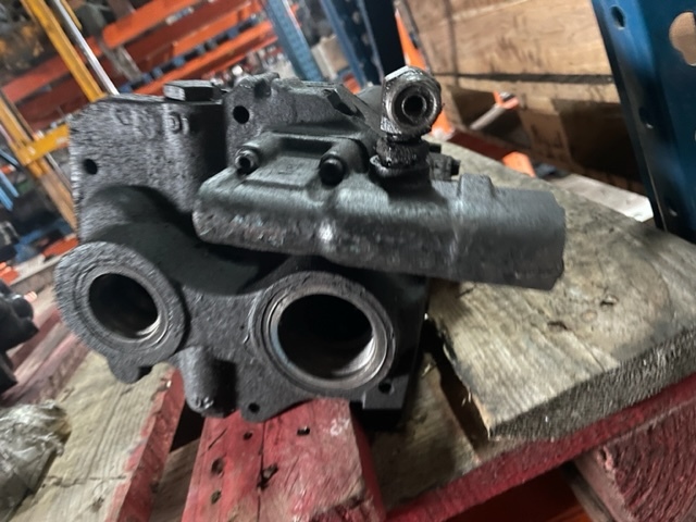 Case MX 90 - Pompa Hydrauliki - Хидравлична помпа за Селскостопанска техника: снимка 1 Case MX 90 - Pompa Hydrauliki - Хидравлична помпа за Селскостопанска техника: снимка 1