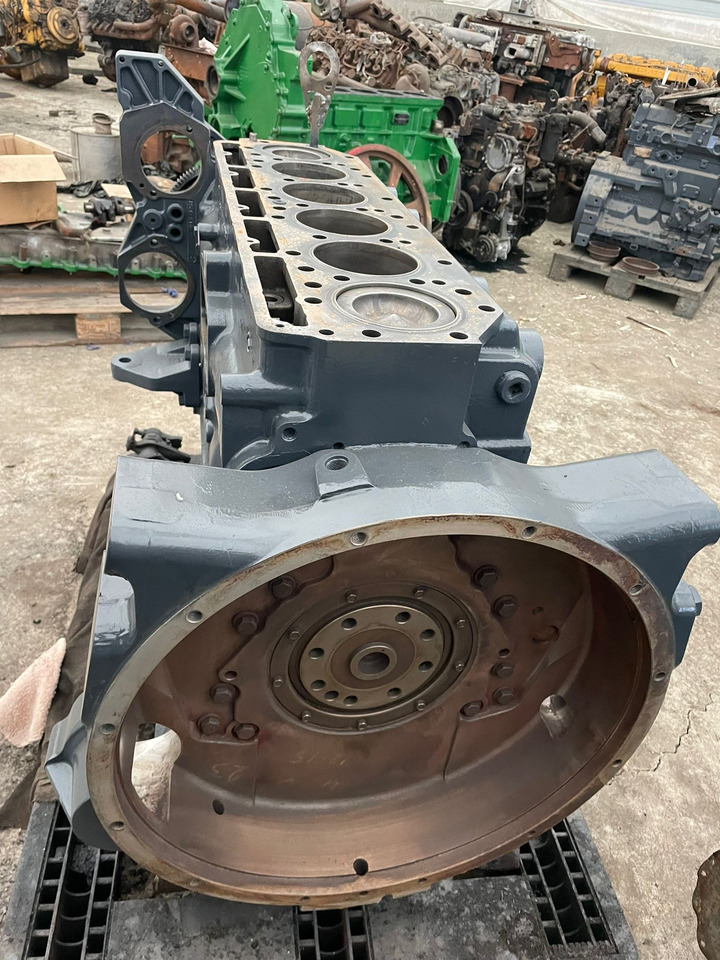 Cat Caterpillar C9 - blok silnika shortblock 325-3915 - Цилиндров блок за Селскостопанска техника: снимка 3 Cat Caterpillar C9 - blok silnika shortblock 325-3915 - Цилиндров блок за Селскостопанска техника: снимка 3