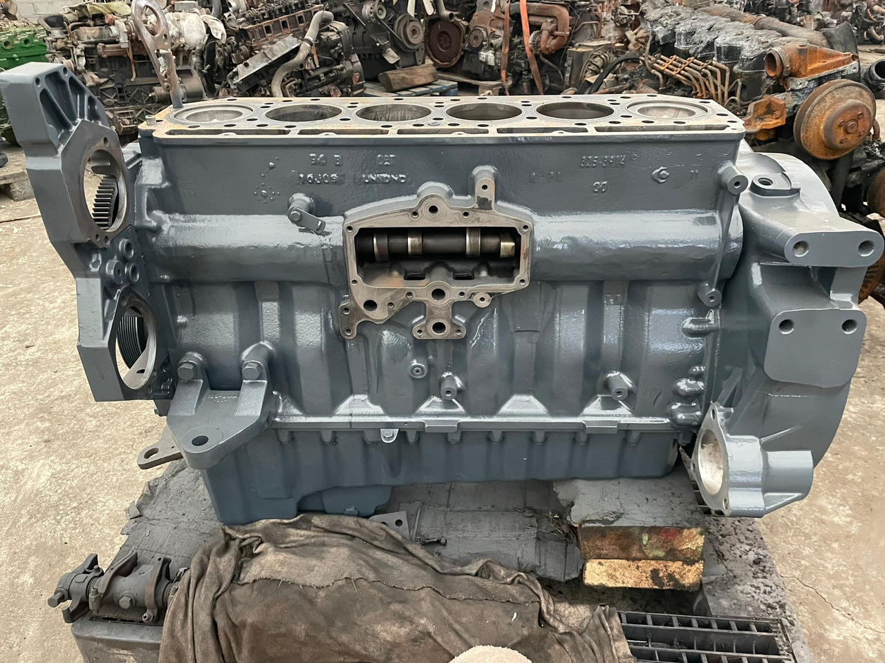 Cat Caterpillar C9 - blok silnika shortblock 325-3915 - Цилиндров блок за Селскостопанска техника: снимка 2 Cat Caterpillar C9 - blok silnika shortblock 325-3915 - Цилиндров блок за Селскостопанска техника: снимка 2