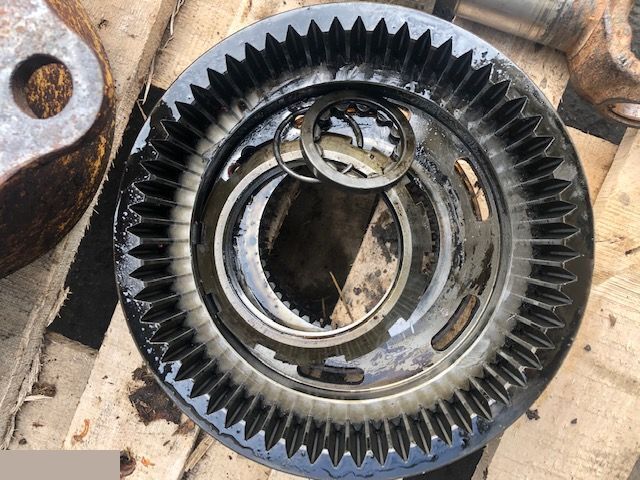 Cat th355 - Piasta - Ступица за Селскостопанска техника: снимка 1 Cat th355 - Piasta - Ступица за Селскостопанска техника: снимка 1