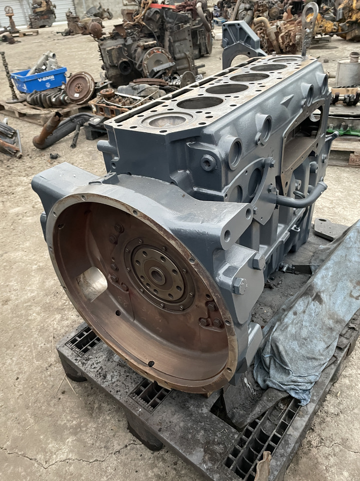 Caterpillar Cat C9 - blok silnika 325-3914 325-3915 - Цилиндров блок за Селскостопанска техника: снимка 3 Caterpillar Cat C9 - blok silnika 325-3914 325-3915 - Цилиндров блок за Селскостопанска техника: снимка 3