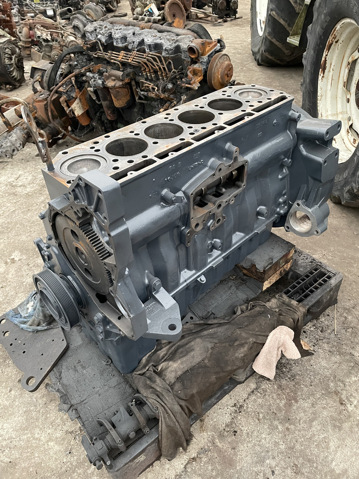 Caterpillar Cat C9 - blok silnika 325-3914 325-3915 - Цилиндров блок за Селскостопанска техника: снимка 1 Caterpillar Cat C9 - blok silnika 325-3914 325-3915 - Цилиндров блок за Селскостопанска техника: снимка 1