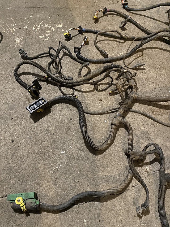 Claas Arion 550-520 650-620 - kabel wiązka elektryczna 0011510550 - Кабели/ Жици за Трактор: снимка 2 Claas Arion 550-520 650-620 - kabel wiązka elektryczna 0011510550 - Кабели/ Жици за Трактор: снимка 2