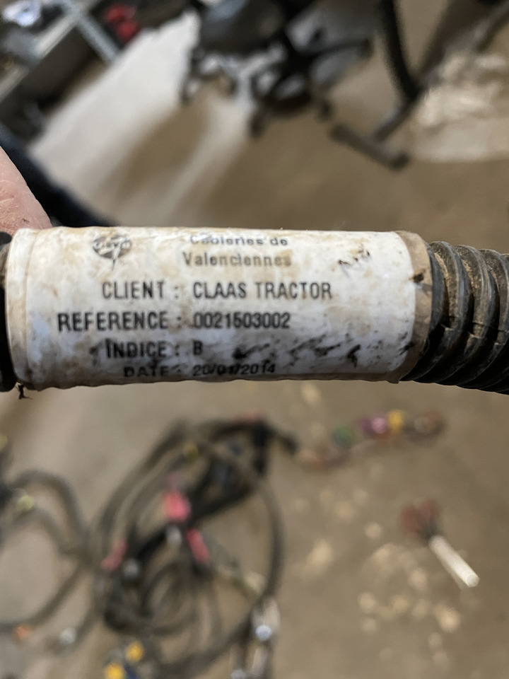 Claas Arion 550-520 650-620 - kabel wiązka elektryczna 0021502993 - Кабели/ Жици за Трактор: снимка 4 Claas Arion 550-520 650-620 - kabel wiązka elektryczna 0021502993 - Кабели/ Жици за Трактор: снимка 4