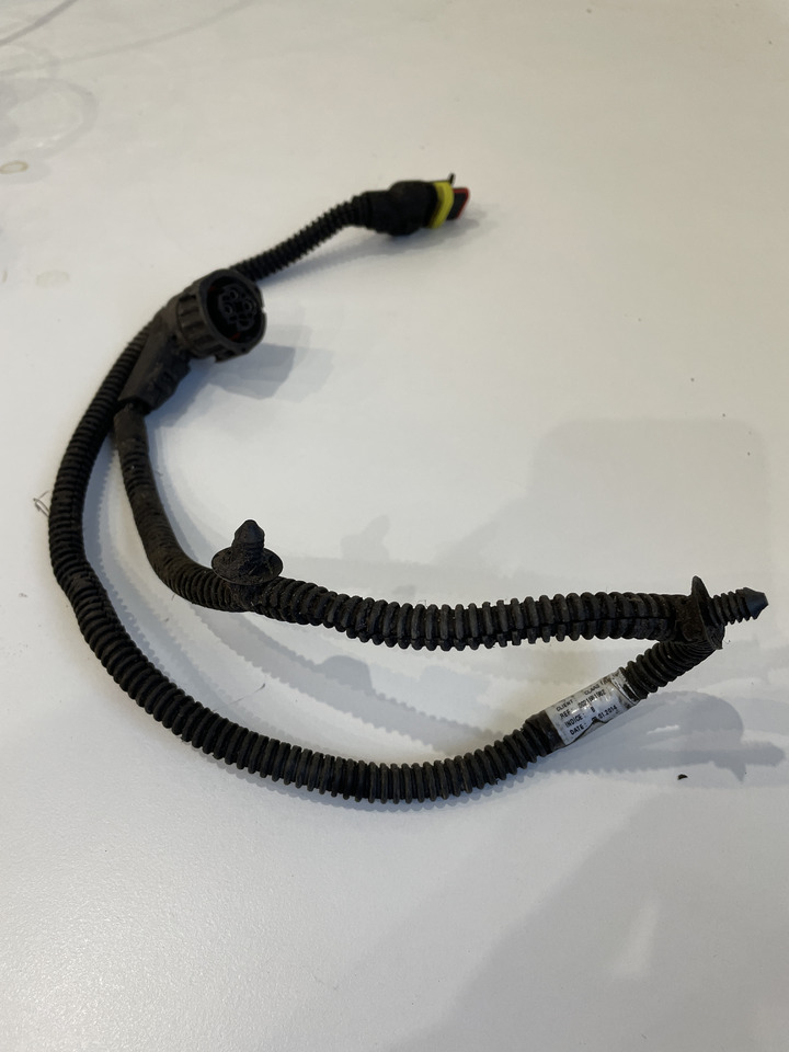 Claas Arion 550-520 650-620 - kabel wiązka elektryczna 0021581981 0021581982 - Кабели/ Жици за Трактор: снимка 1 Claas Arion 550-520 650-620 - kabel wiązka elektryczna 0021581981 0021581982 - Кабели/ Жици за Трактор: снимка 1