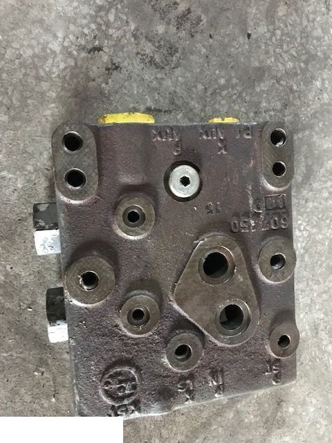 Claas Arion - Blok Zaworowy REXROTH - Хидравличен клапан за Селскостопанска техника: снимка 3 Claas Arion - Blok Zaworowy REXROTH - Хидравличен клапан за Селскостопанска техника: снимка 3