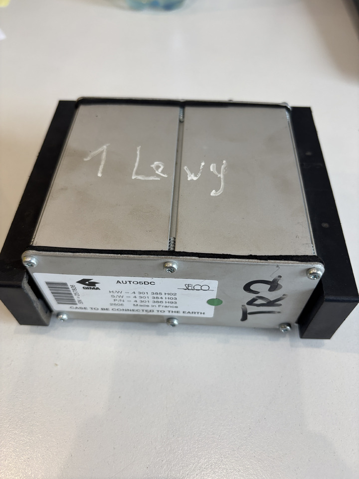 Claas Axion Arion C-MATIC - moduł sterownik ECU Auto5DC 4301385H02 - Блок за управление за Селскостопанска техника: снимка 3 Claas Axion Arion C-MATIC - moduł sterownik ECU Auto5DC 4301385H02 - Блок за управление за Селскостопанска техника: снимка 3