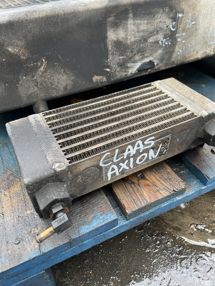 Claas Axion Arion - chłodnica oleju 0011198610 - Маслен охладител за Строителна техника: снимка 1 Claas Axion Arion - chłodnica oleju 0011198610 - Маслен охладител за Строителна техника: снимка 1