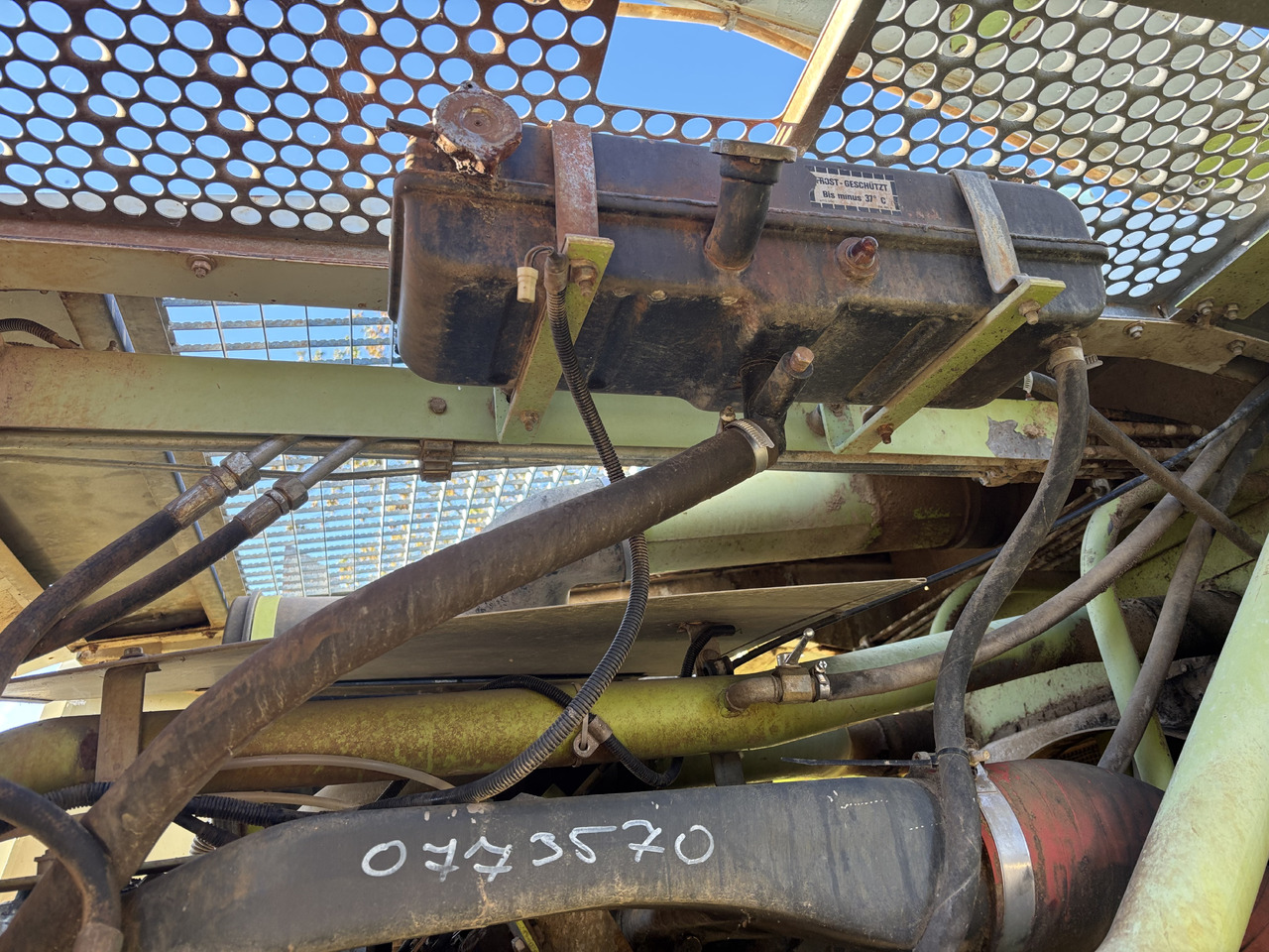 Claas Jaguar 820 840 860 Dodatkowy Zbiornik Paliwa 00 0076 141 0 0000761410 - Резервоар за гориво за Селскостопанска техника: снимка 2 Claas Jaguar 820 840 860 Dodatkowy Zbiornik Paliwa 00 0076 141 0 0000761410 - Резервоар за гориво за Селскостопанска техника: снимка 2