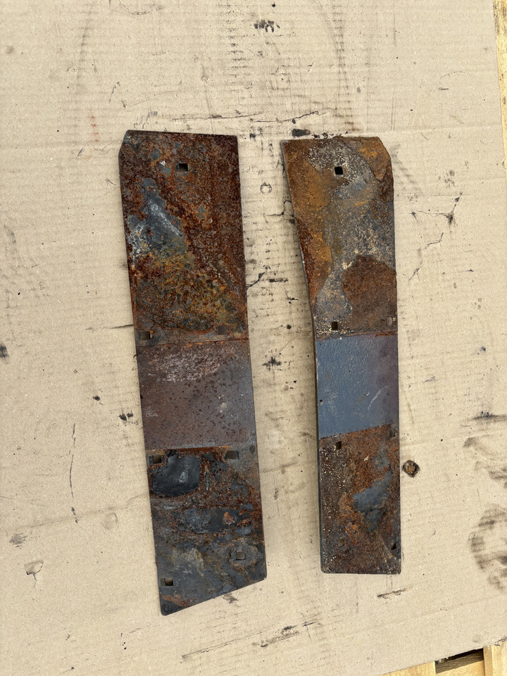 Claas Jaguar 970 Blachy metalowe - Каросерия и екстериор за Зърнокомбайн: снимка 2 Claas Jaguar 970 Blachy metalowe - Каросерия и екстериор за Зърнокомбайн: снимка 2