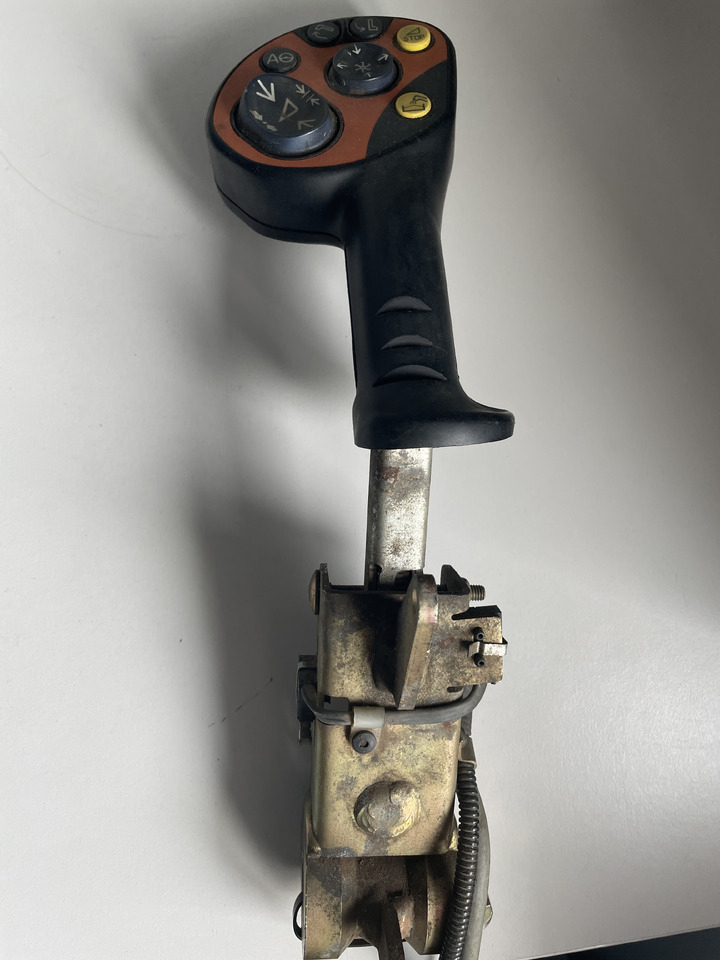 Claas Lexion 600 700 - joystick - Кабина и интериор за Селскостопанска техника: снимка 2 Claas Lexion 600 700 - joystick - Кабина и интериор за Селскостопанска техника: снимка 2