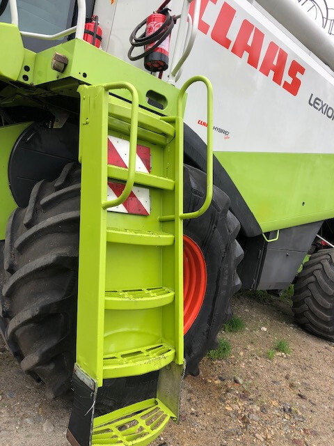 Claas Lexion Schody - Cтъпало за Зърнокомбайн: снимка 1 Claas Lexion Schody - Cтъпало за Зърнокомбайн: снимка 1