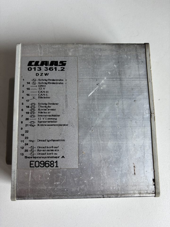 Claas Lexion - moduł sterownik DZW 013361.2 013361.3 013361.4 - Блок за управление за Зърнокомбайн: снимка 1 Claas Lexion - moduł sterownik DZW 013361.2 013361.3 013361.4 - Блок за управление за Зърнокомбайн: снимка 1