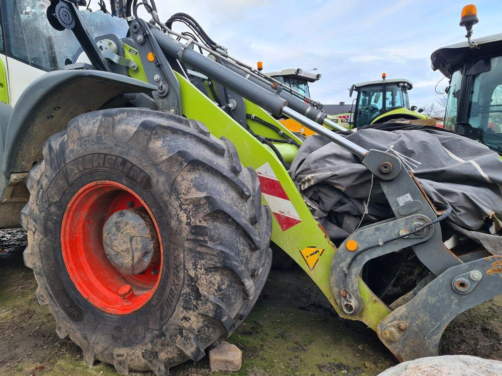 Claas Torion 1410 - części most skrzynia zwolnica zwrotnica kabina - Ходов редуктор за Селскостопанска техника: снимка 4 Claas Torion 1410 - części most skrzynia zwolnica zwrotnica kabina - Ходов редуктор за Селскостопанска техника: снимка 4