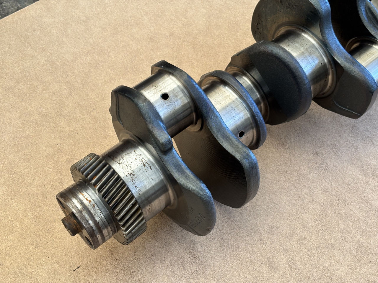 Cummins 6CT8.3 Wał korbowy silnika / CASE J917443 J918986 3918986 3917443 - Колянов вал за Селскостопанска техника: снимка 3 Cummins 6CT8.3 Wał korbowy silnika / CASE J917443 J918986 3918986 3917443 - Колянов вал за Селскостопанска техника: снимка 3