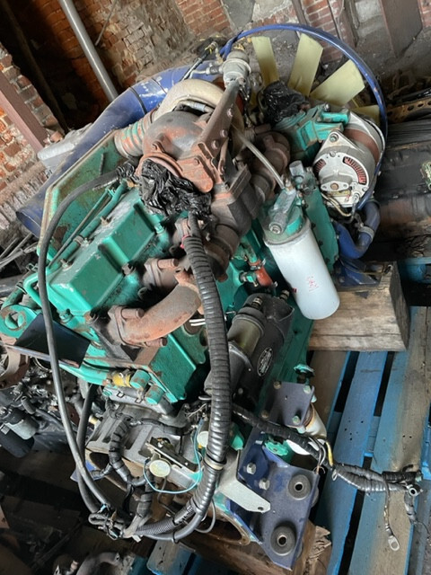 Cummins 8.3 L case 1660-1680 - Двигател за Селскостопанска техника: снимка 1 Cummins 8.3 L case 1660-1680 - Двигател за Селскостопанска техника: снимка 1