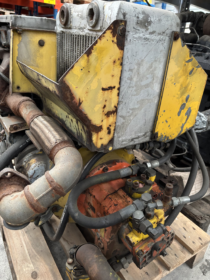 Deutz BF4L913 BF4L 913 Silnik Chłodzony Powietrzem Kompletny z Turbiną Chłodnicą - Двигател за Селскостопанска техника: снимка 4 Deutz BF4L913 BF4L 913 Silnik Chłodzony Powietrzem Kompletny z Turbiną Chłodnicą - Двигател за Селскостопанска техника: снимка 4