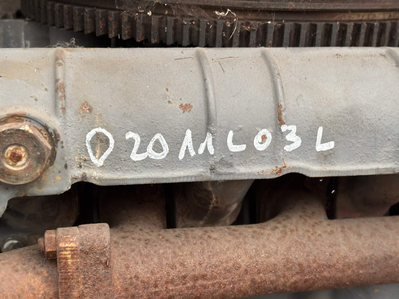 Deutz D2011L03 D 2011 L 03 36 kW (49,0 KM) Silnik Blok CZĘŚCI - Двигател и части за Строителна техника: снимка 5 Deutz D2011L03 D 2011 L 03 36 kW (49,0 KM) Silnik Blok CZĘŚCI - Двигател и части за Строителна техника: снимка 5