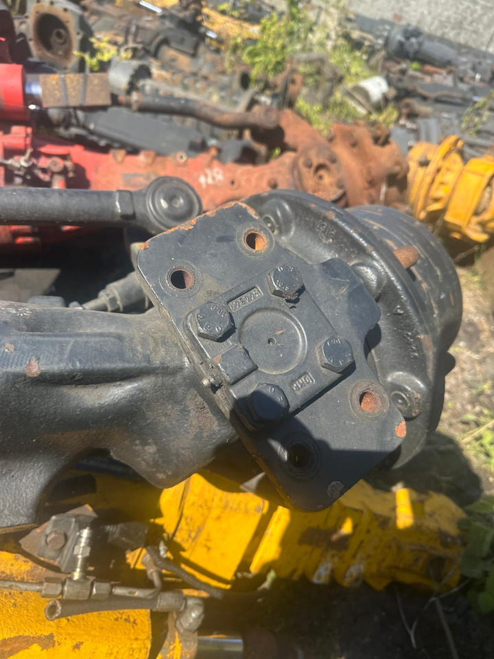 Deutz Fahr Agrotron K110 K130 - zwolnica zwrotnica piasta - Ходов редуктор за Селскостопанска техника: снимка 4 Deutz Fahr Agrotron K110 K130 - zwolnica zwrotnica piasta - Ходов редуктор за Селскостопанска техника: снимка 4