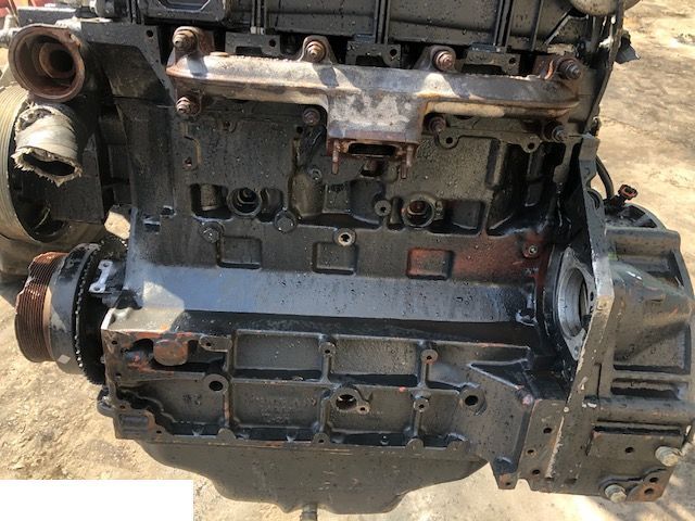Deutz TCD 2013 L04 2V - Wtryski - Инжектор за Селскостопанска техника: снимка 1 Deutz TCD 2013 L04 2V - Wtryski - Инжектор за Селскостопанска техника: снимка 1