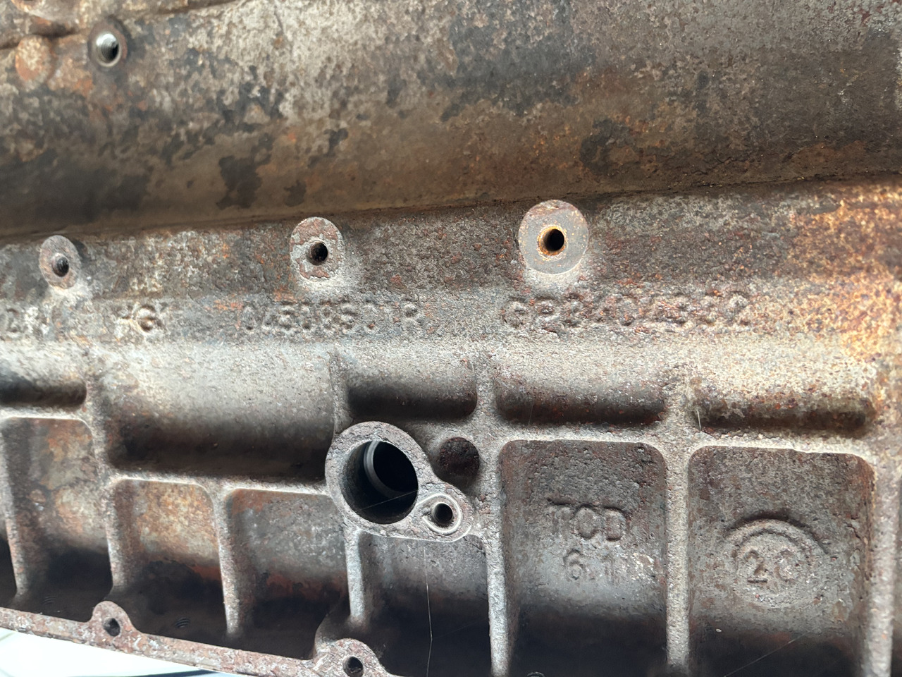 Deutz TCD 6.1 276 KM Fendt 820 Vario Silnik Blok Wał Tłoki CZĘŚCI 04508501R - Двигател и части за Селскостопанска техника: снимка 5 Deutz TCD 6.1 276 KM Fendt 820 Vario Silnik Blok Wał Tłoki CZĘŚCI 04508501R - Двигател и части за Селскостопанска техника: снимка 5