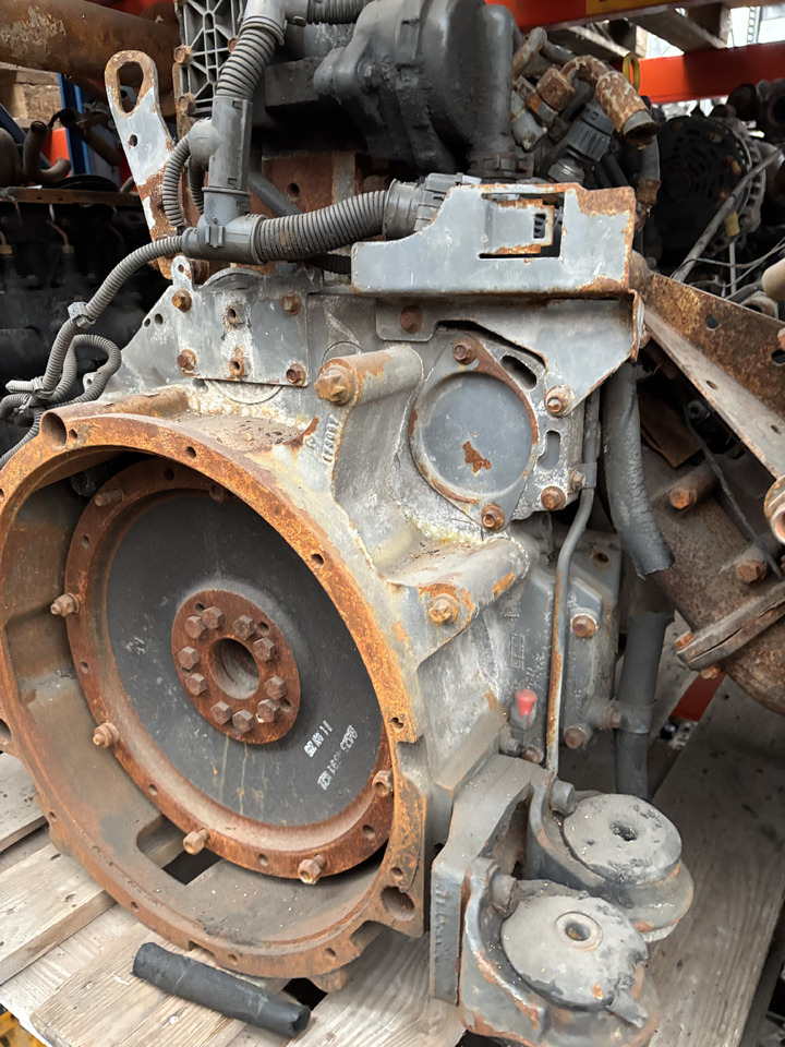 Deutz TCD3.6 L4 TCD3.6 L4 Silnik Blok Kolektor CZĘŚCI 7273490 - Двигател и части: снимка 4 Deutz TCD3.6 L4 TCD3.6 L4 Silnik Blok Kolektor CZĘŚCI 7273490 - Двигател и части: снимка 4