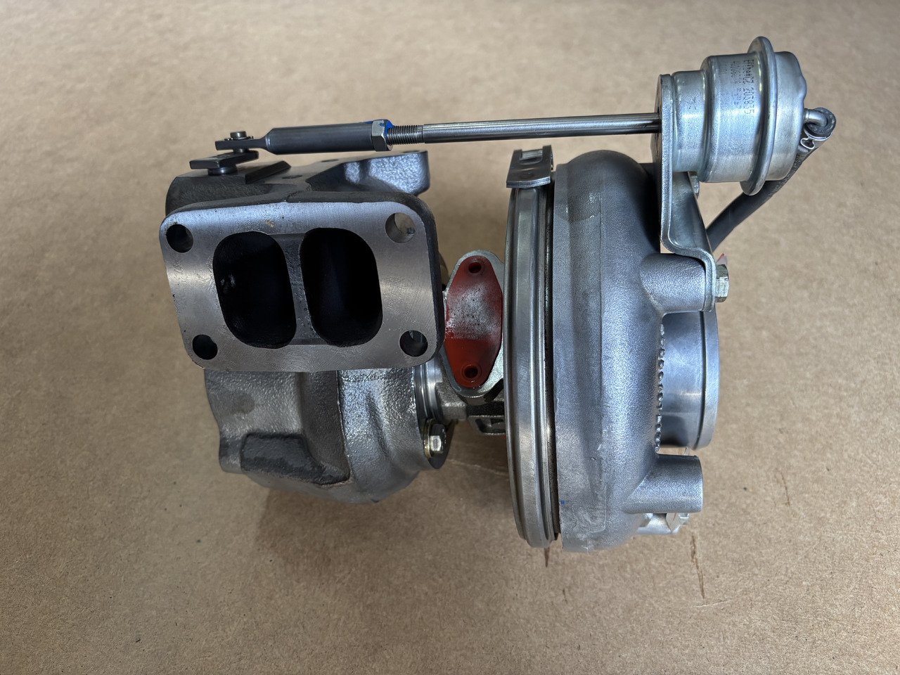 Deutz TCD7.1 - turbosprężarka 04903626 12709700013 - Турбина: снимка 2 Deutz TCD7.1 - turbosprężarka 04903626 12709700013 - Турбина: снимка 2