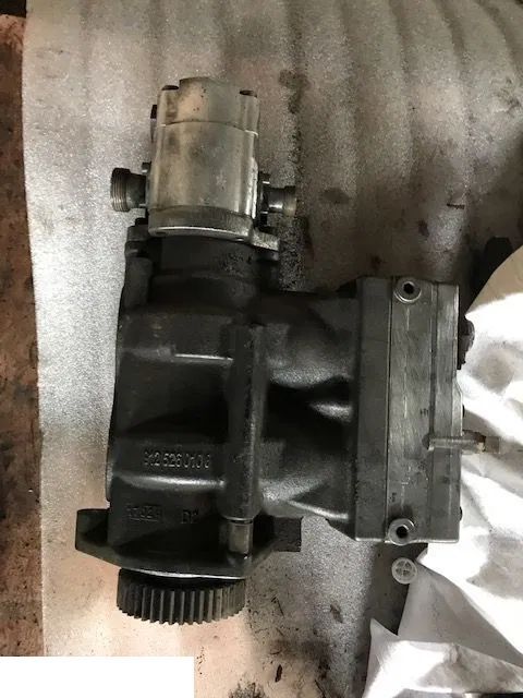 FENDT 922 930 933 - Kompresor Sprężarka - Компресор за Селскостопанска техника: снимка 1 FENDT 922 930 933 - Kompresor Sprężarka - Компресор за Селскостопанска техника: снимка 1