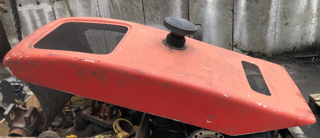 Faresin-maska/pokrywa silnika - Капо за Селскостопанска техника: снимка 1 Faresin-maska/pokrywa silnika - Капо за Селскостопанска техника: снимка 1