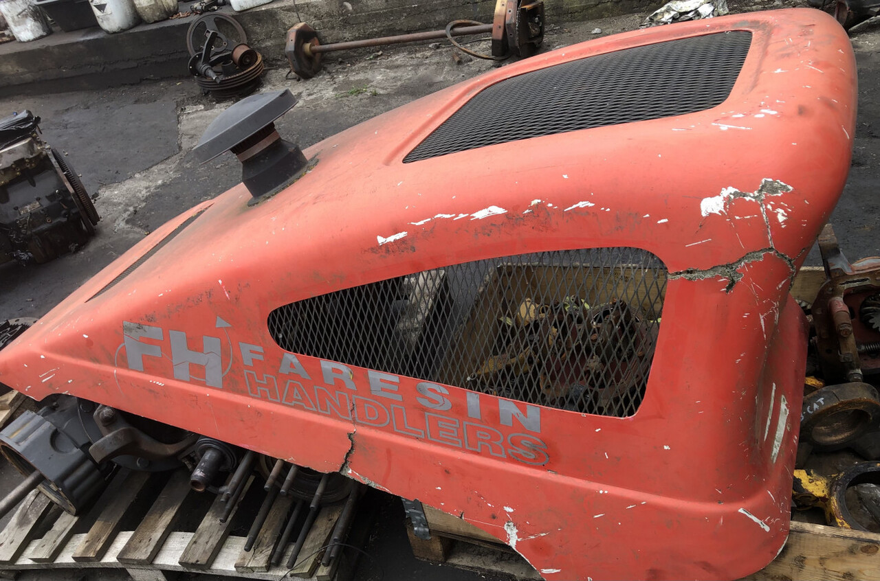 Faresin-maska/pokrywa silnika - Капо за Селскостопанска техника: снимка 2 Faresin-maska/pokrywa silnika - Капо за Селскостопанска техника: снимка 2