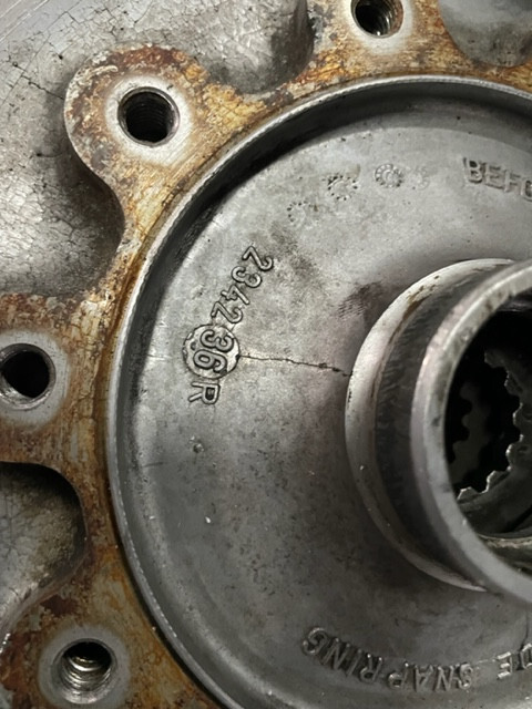 Fendt 309 / 310 sprzęgło turbo matic - Съединител и части за Селскостопанска техника: снимка 2 Fendt 309 / 310 sprzęgło turbo matic - Съединител и части за Селскостопанска техника: снимка 2