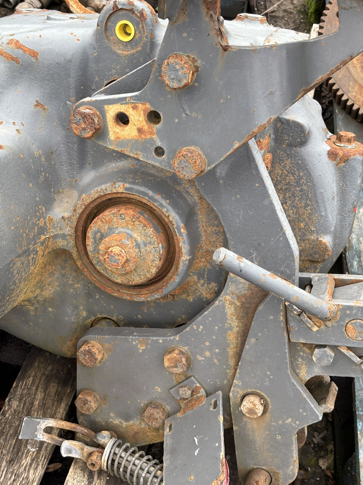 Fendt 509 510 512 Zwolnica Kompletne 380114150010 199110150050 199110150012 198100150050 - Ходов редуктор за Селскостопанска техника: снимка 5 Fendt 509 510 512 Zwolnica Kompletne 380114150010 199110150050 199110150012 198100150050 - Ходов редуктор за Селскостопанска техника: снимка 5