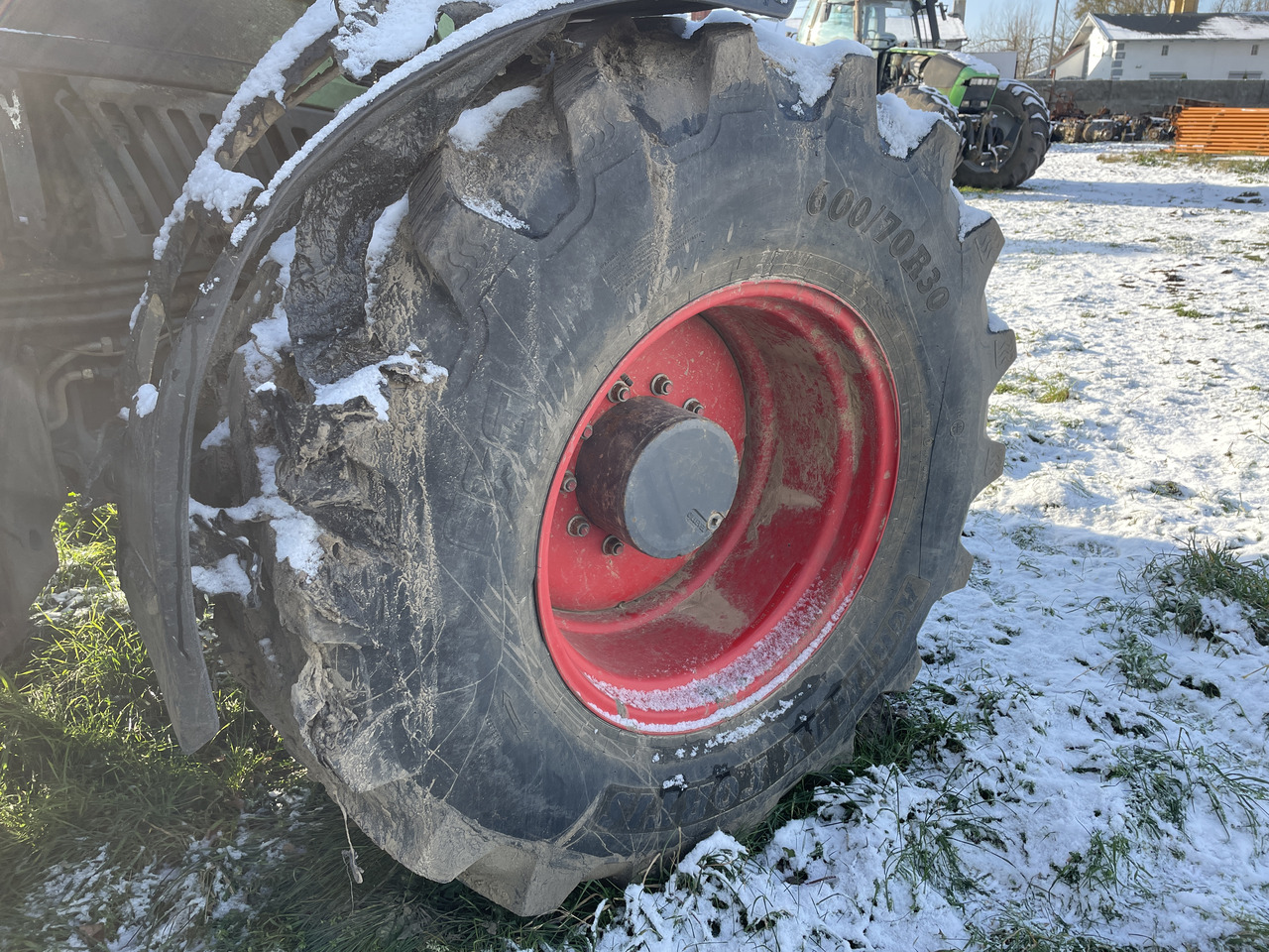 Fendt 828 Vario - felga przód R30 - Джанта за Селскостопанска техника: снимка 1 Fendt 828 Vario - felga przód R30 - Джанта за Селскостопанска техника: снимка 1