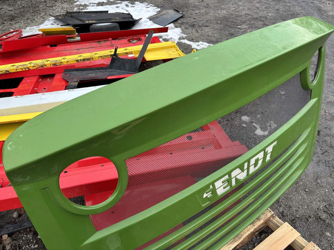 Fendt Katana 65 S4 650 Gen3 85 S4 Owiewka Tylna Obudowa Tylna Klapa H653500133131 - Каросерия и екстериор за Селскостопанска техника: снимка 1 Fendt Katana 65 S4 650 Gen3 85 S4 Owiewka Tylna Obudowa Tylna Klapa H653500133131 - Каросерия и екстериор за Селскостопанска техника: снимка 1