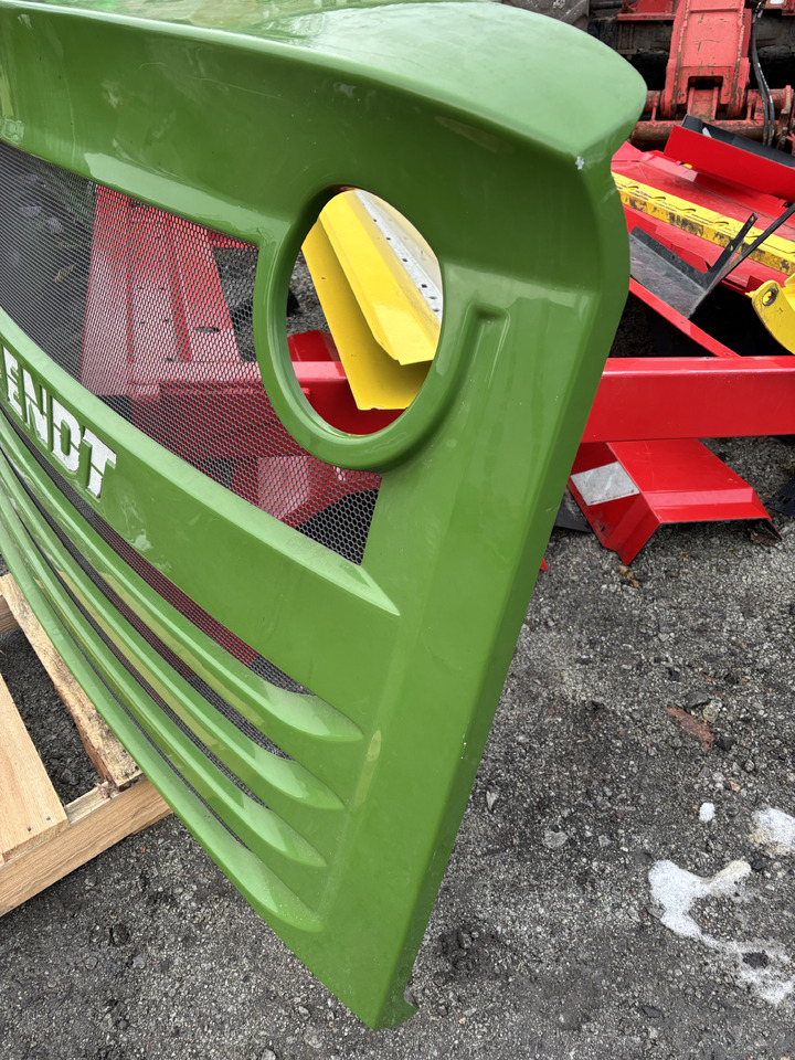 Fendt Katana 65 S4 650 Gen3 85 S4 Owiewka Tylna Obudowa Tylna Klapa H653500133131 - Каросерия и екстериор за Селскостопанска техника: снимка 4 Fendt Katana 65 S4 650 Gen3 85 S4 Owiewka Tylna Obudowa Tylna Klapa H653500133131 - Каросерия и екстериор за Селскостопанска техника: снимка 4