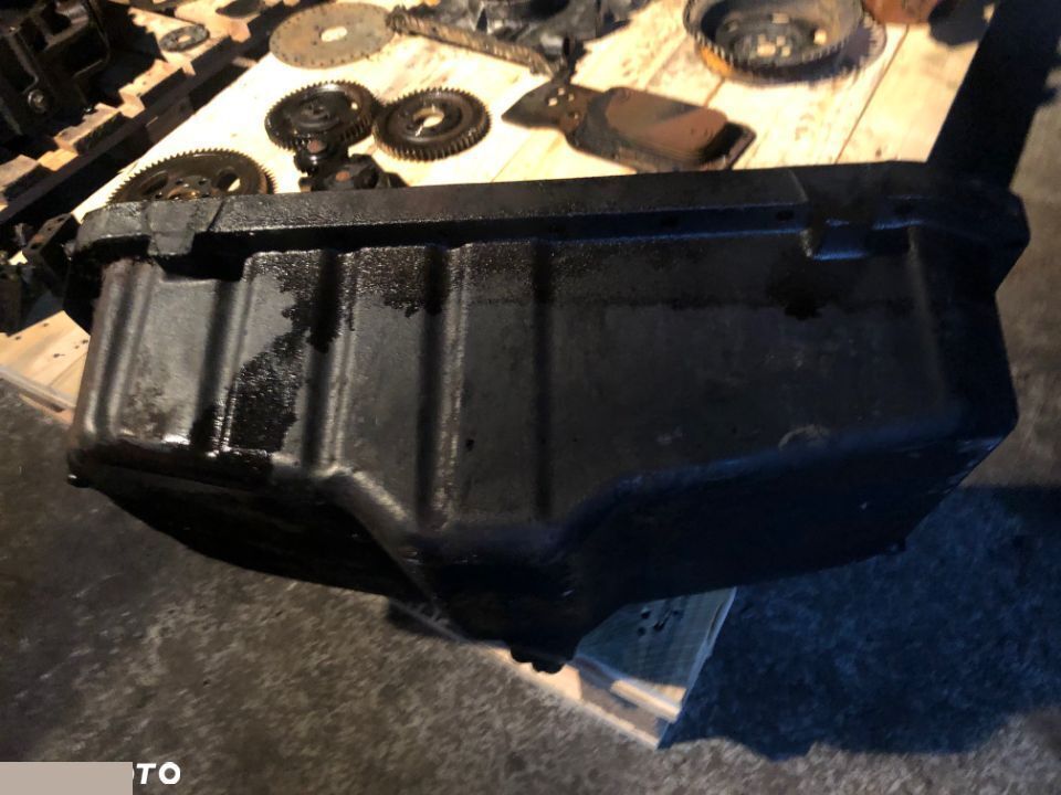 Iveco F4CE04 - Miska Olejowa 504043550 - Маслена вана за Селскостопанска техника: снимка 3 Iveco F4CE04 - Miska Olejowa 504043550 - Маслена вана за Селскостопанска техника: снимка 3