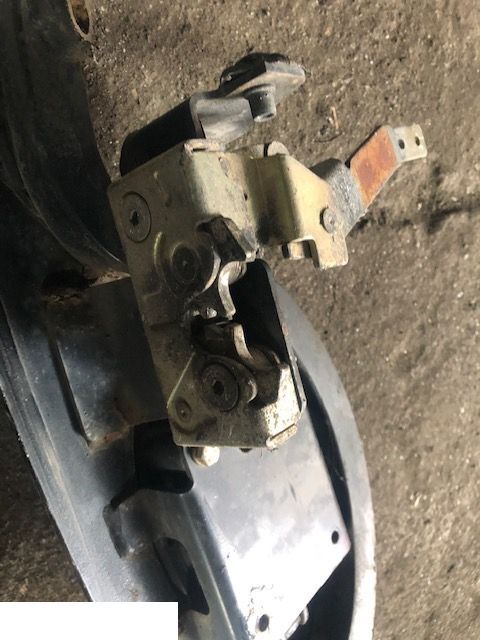 JCB 3cx - Zamek Drzwi - Врата и части за Строителна техника: снимка 2 JCB 3cx - Zamek Drzwi - Врата и части за Строителна техника: снимка 2