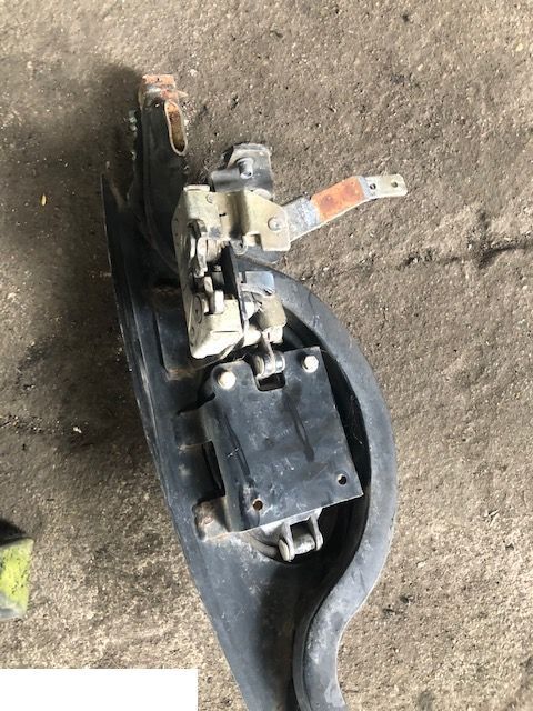 JCB 4cx - Zamek Drzwi - Врата и части за Строителна техника: снимка 2 JCB 4cx - Zamek Drzwi - Врата и части за Строителна техника: снимка 2