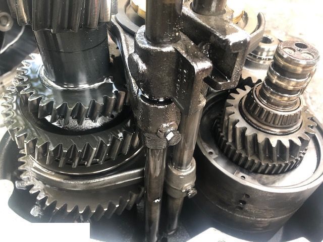 JCB - Kosz Sprzęgłowy - Съединител и части за Селскостопанска техника: снимка 2 JCB - Kosz Sprzęgłowy - Съединител и части за Селскостопанска техника: снимка 2