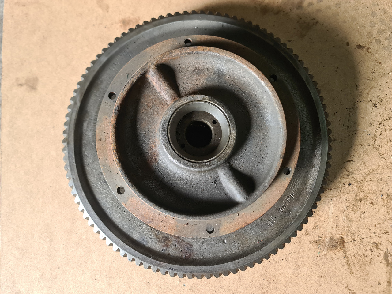 John Deere 4650, 4850 Bęben Sprzęgła WOM Sprzęgło Bieg R70932 AR95409 R71231 - Съединител и части за Селскостопанска техника: снимка 1 John Deere 4650, 4850 Bęben Sprzęgła WOM Sprzęgło Bieg R70932 AR95409 R71231 - Съединител и части за Селскостопанска техника: снимка 1