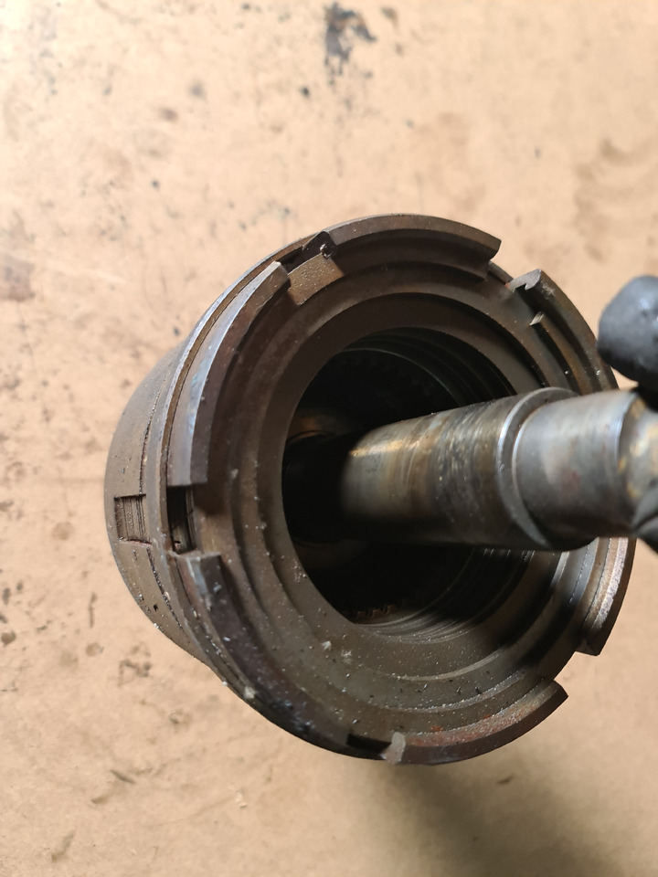 John Deere 4650 4850 Kosz Sprzęgła RE38834 RE12533 RE13950  RE19698 - Съединител и части за Селскостопанска техника: снимка 1 John Deere 4650 4850 Kosz Sprzęgła RE38834 RE12533 RE13950  RE19698 - Съединител и части за Селскостопанска техника: снимка 1