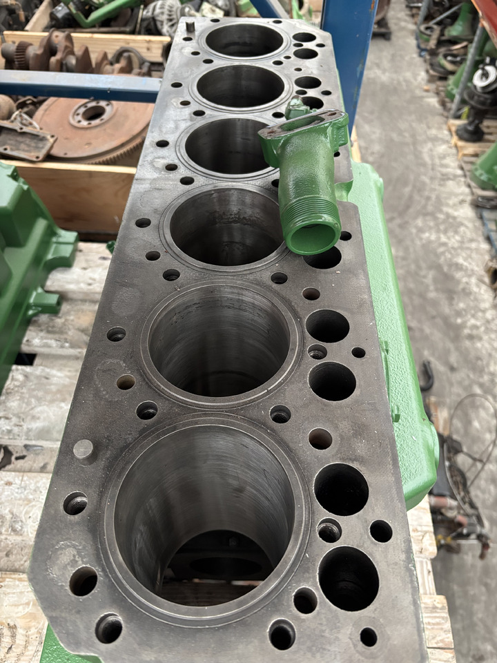 John Deere 6068 6068HL481 Blok Silnika R504850 - Цилиндров блок за Селскостопанска техника: снимка 4 John Deere 6068 6068HL481 Blok Silnika R504850 - Цилиндров блок за Селскостопанска техника: снимка 4