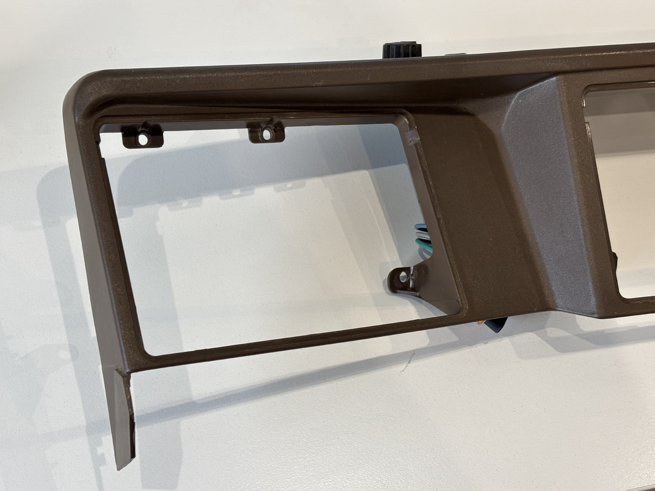 John Deere 6110 6210 Obudowa Ramka Mocowanie L165832 - Кабина и интериор за Селскостопанска техника: снимка 2 John Deere 6110 6210 Obudowa Ramka Mocowanie L165832 - Кабина и интериор за Селскостопанска техника: снимка 2