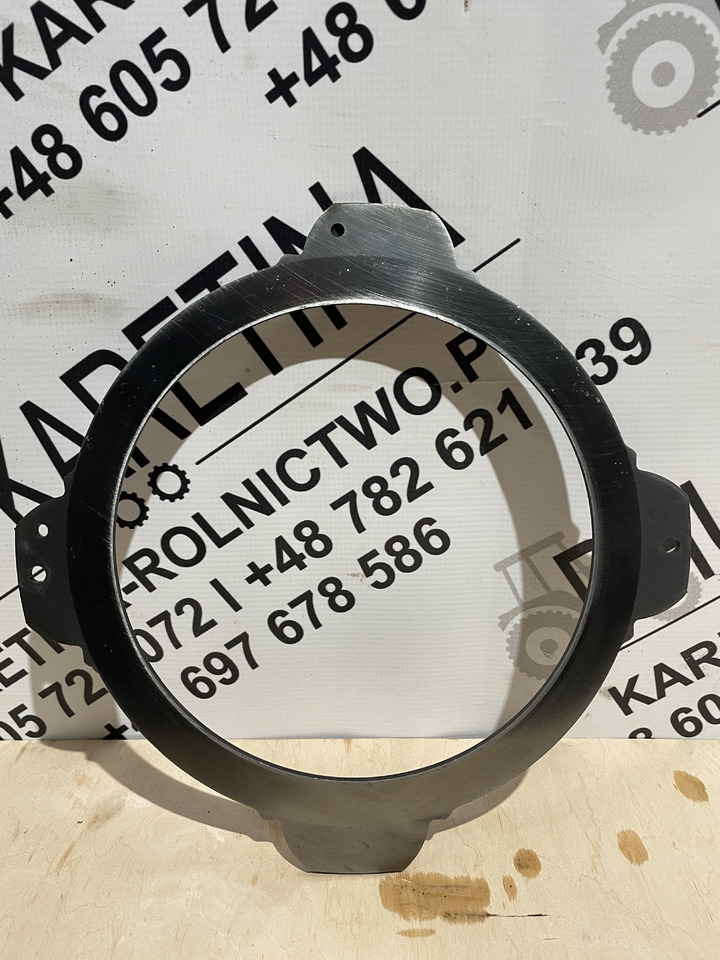 John Deere 6300 6100 6200 6400 - sprzęgło - płyta R216292 R114215 - Съединител и части за Селскостопанска техника: снимка 1 John Deere 6300 6100 6200 6400 - sprzęgło - płyta R216292 R114215 - Съединител и части за Селскостопанска техника: снимка 1