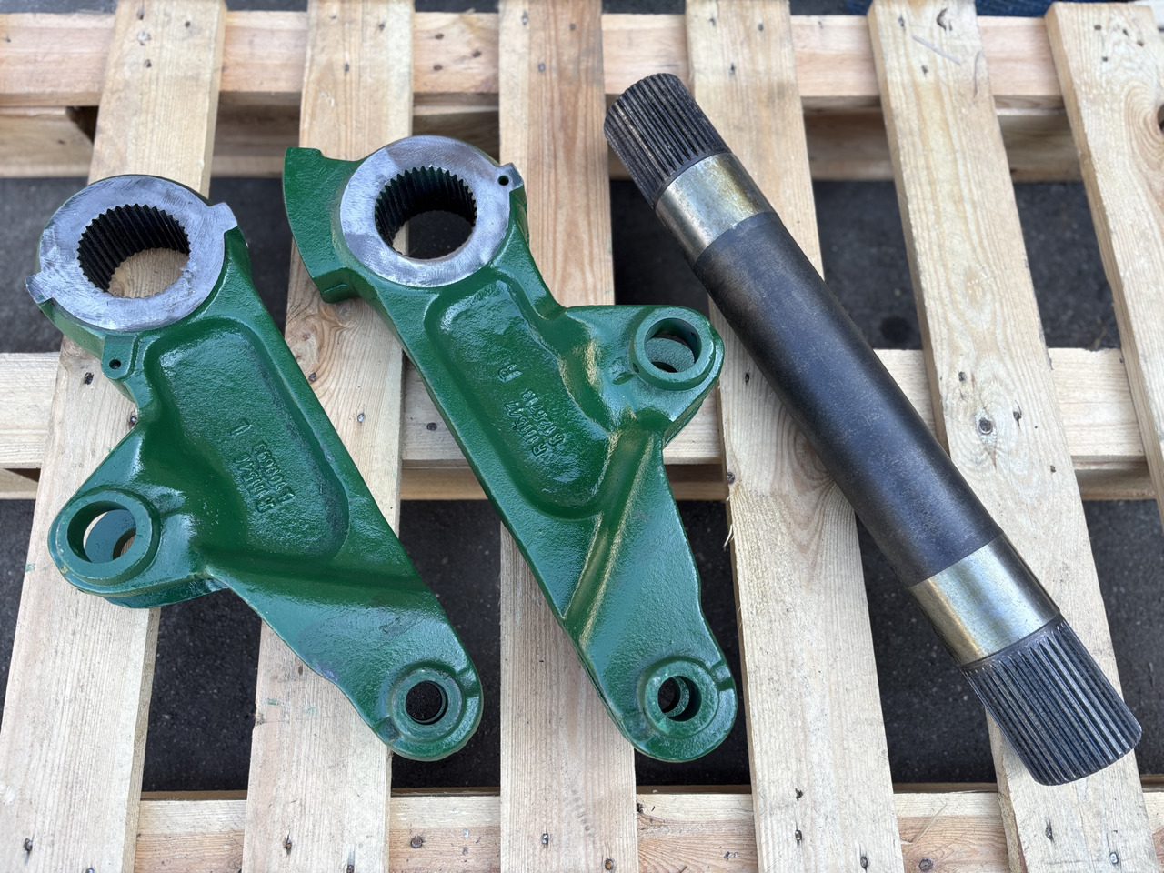 John Deere 6800 6900 7000 Wałek + ramiona podnośnika komplet R126713 L100694 - Реактивна щанга за Селскостопанска техника: снимка 3 John Deere 6800 6900 7000 Wałek + ramiona podnośnika komplet R126713 L100694 - Реактивна щанга за Селскостопанска техника: снимка 3