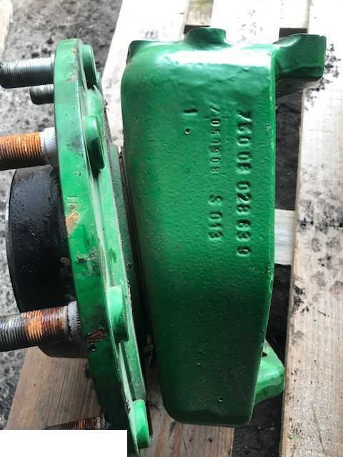 John Deere 6920 - Zwrotnica Prawa - Шенкел за Селскостопанска техника: снимка 3 John Deere 6920 - Zwrotnica Prawa - Шенкел за Селскостопанска техника: снимка 3
