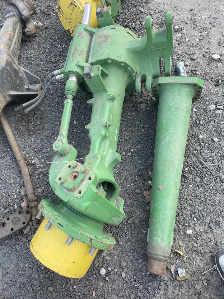 John Deere 6xxxM 6xxxR - oś przednia - zwrotnica prawa L220174 - Шенкел за Селскостопанска техника: снимка 1 John Deere 6xxxM 6xxxR - oś przednia - zwrotnica prawa L220174 - Шенкел за Селскостопанска техника: снимка 1