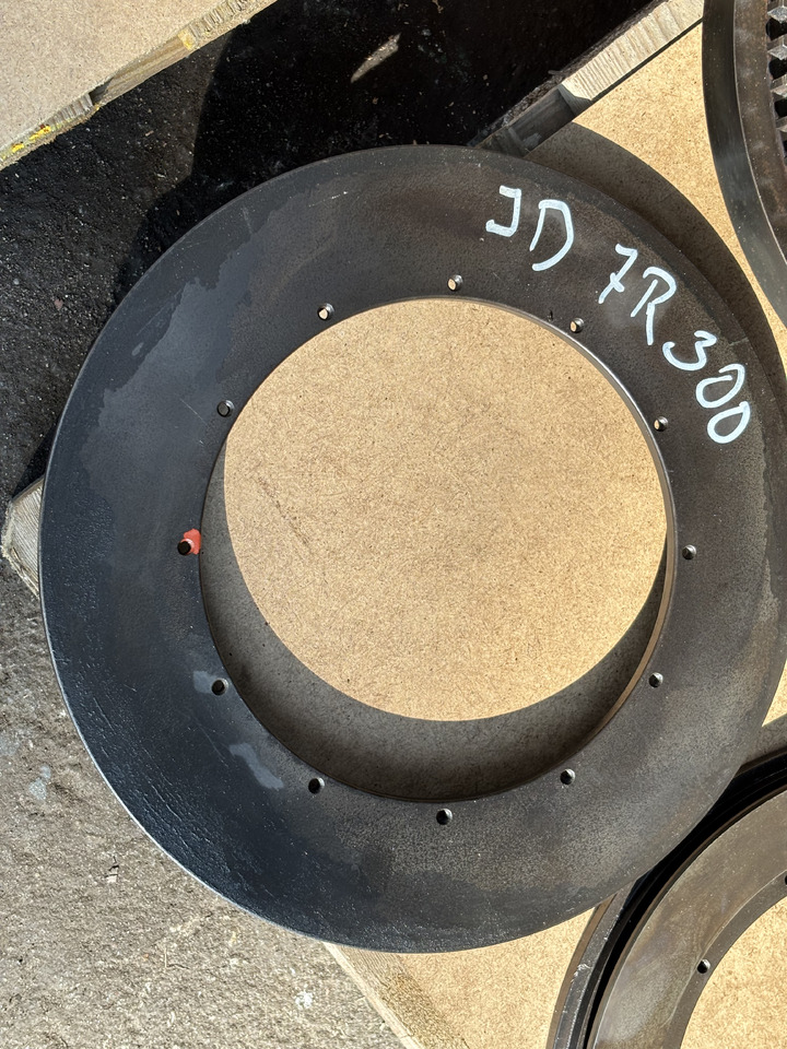 John Deere 7RXXX 7R330 7R 330 Płyta Płytka Nośna Hamulca R187527 - Части на спирачната система за Селскостопанска техника: снимка 2 John Deere 7RXXX 7R330 7R 330 Płyta Płytka Nośna Hamulca R187527 - Части на спирачната система за Селскостопанска техника: снимка 2